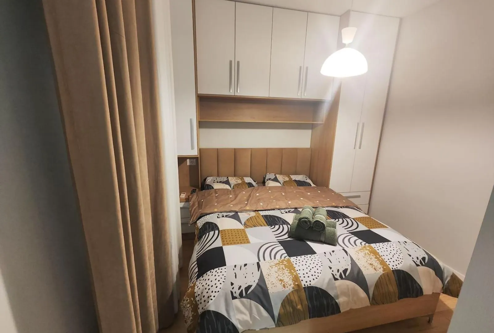 Ring Center Downtown Apartment Tirana Albania
